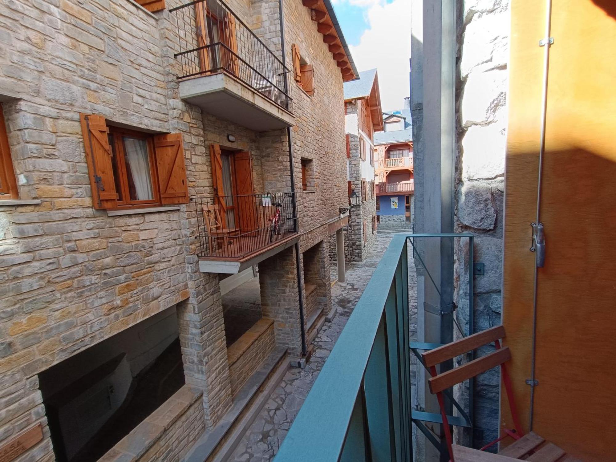 Apartament Inmocyma Tu Refugio En Benasque Zewnętrze zdjęcie